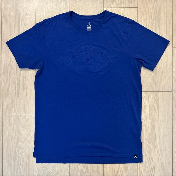 Nike Air Jordan Engraved Graphic Blue T-Shirt Men’s Size Large - Picture 1 of 6